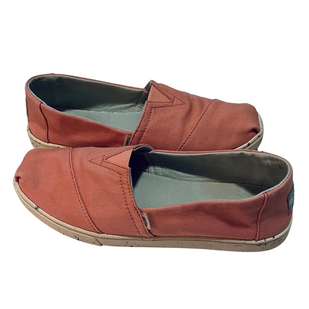 TOMS slip ons